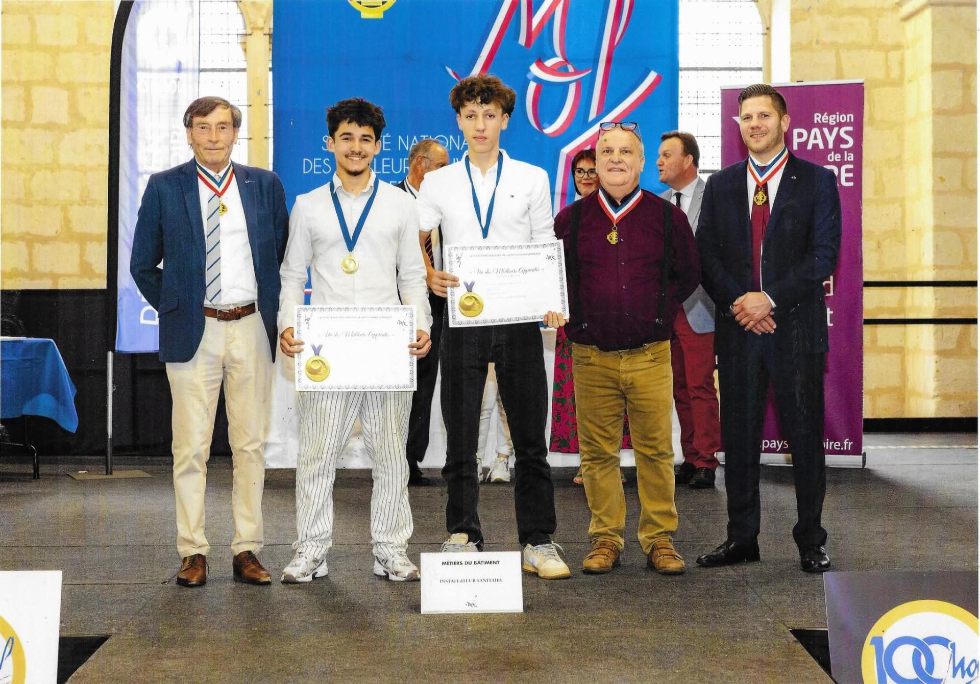 Remise diplome Paulin Reulier.